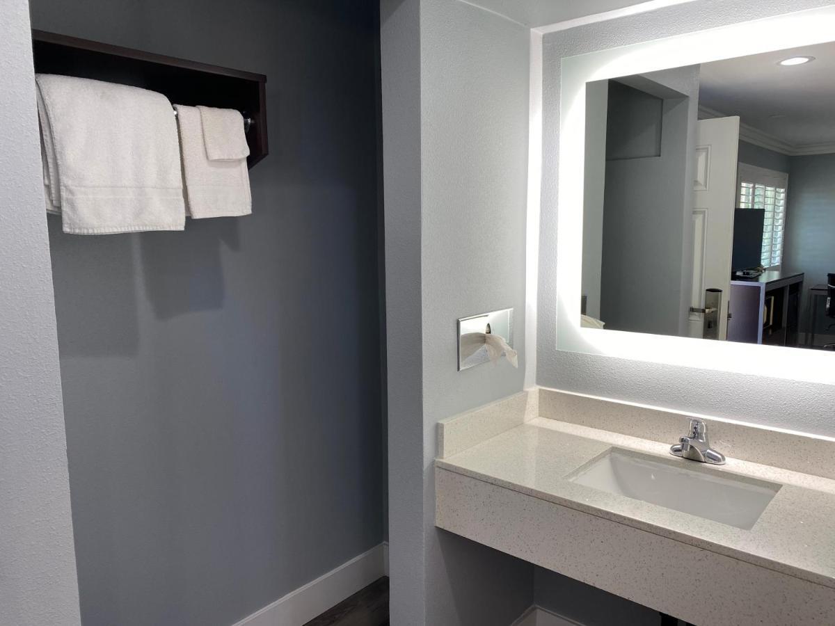 Regency Motel Brea